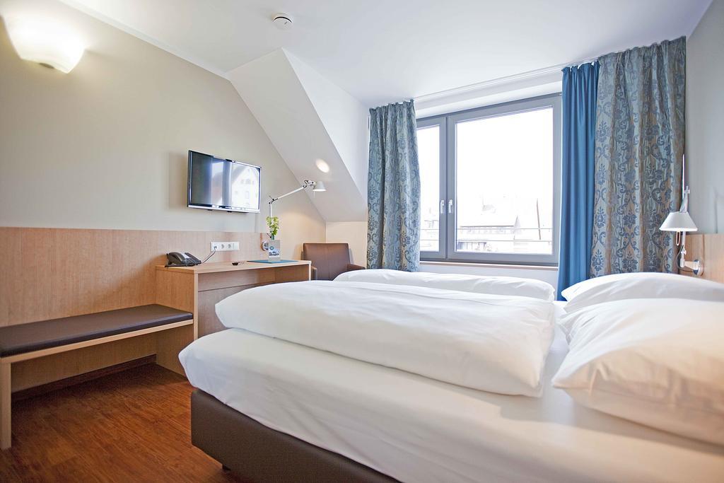 Sebcity Hotel Ellwangen Pokój zdjęcie